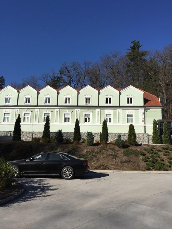 Apartment On Zdraviliski Trg 7 罗加斯卡斯拉提纳 外观 照片