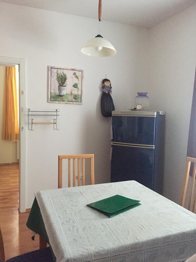 Apartment On Zdraviliski Trg 7 罗加斯卡斯拉提纳 外观 照片
