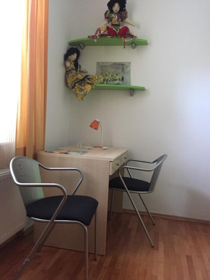 Apartment On Zdraviliski Trg 7 罗加斯卡斯拉提纳 外观 照片