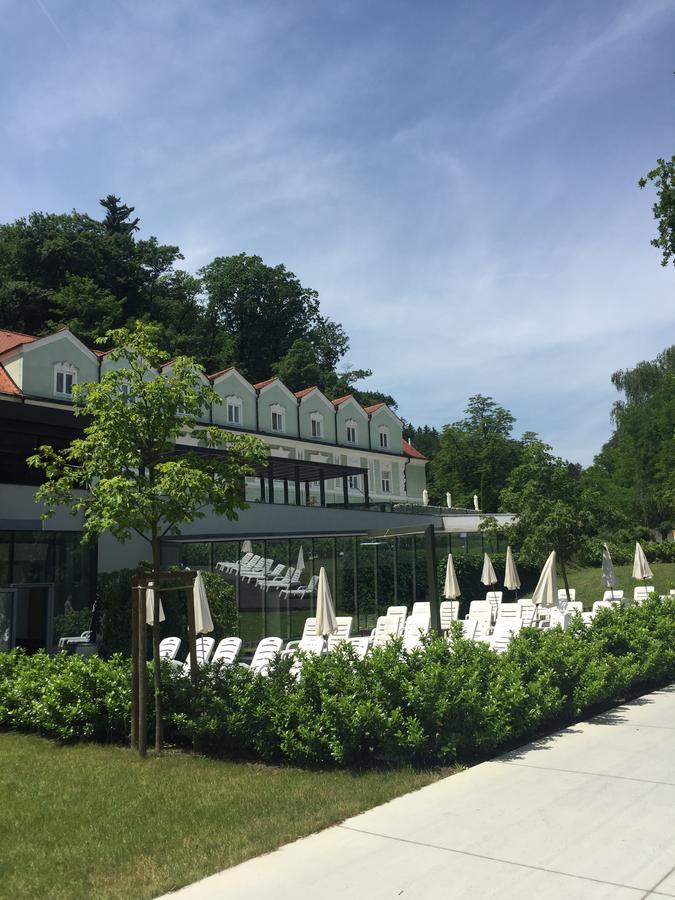 Apartment On Zdraviliski Trg 7 罗加斯卡斯拉提纳 外观 照片
