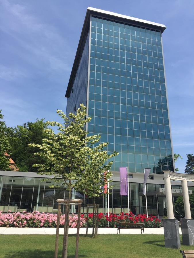 Apartment On Zdraviliski Trg 7 罗加斯卡斯拉提纳 外观 照片